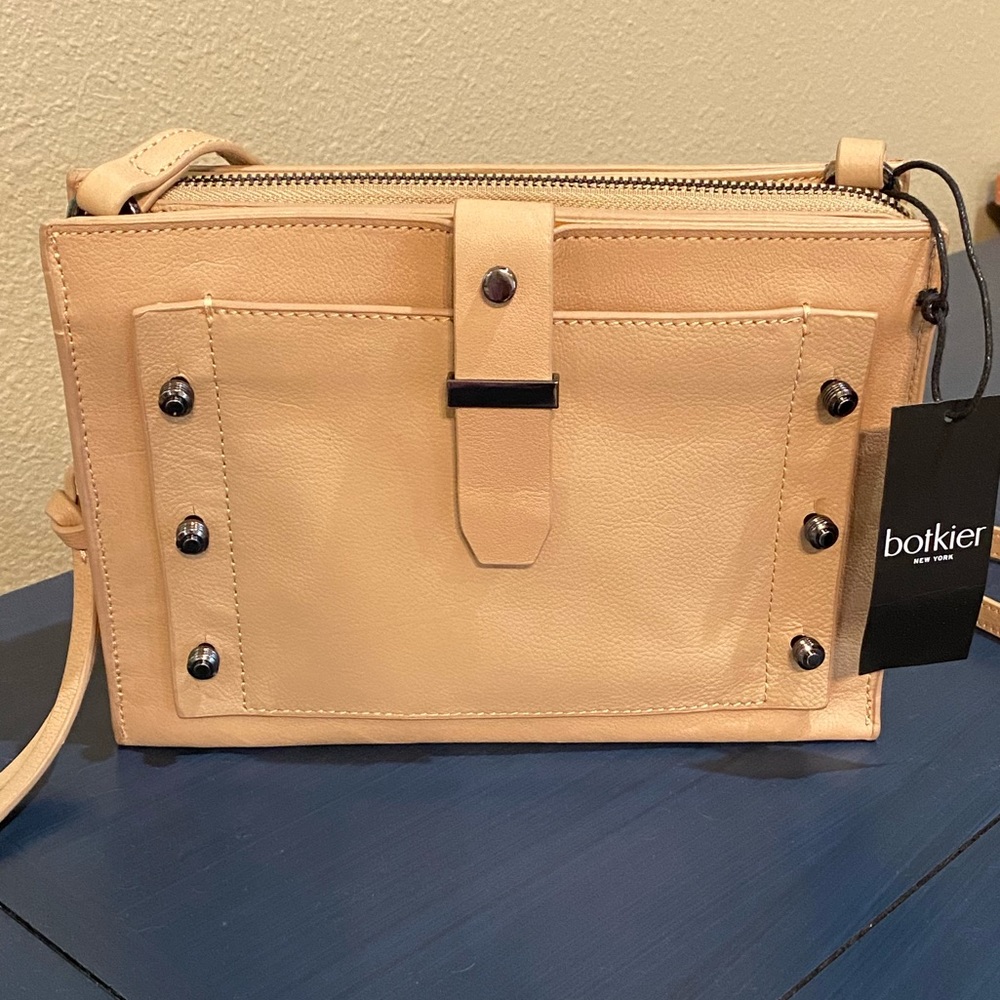 ⭐️ BOTKIER ⭐️ Warren City Crossbody